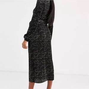 ASOS Black Gold Glitter Pleated Long Sleeve